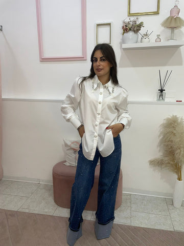 Camicia con collo gioiello