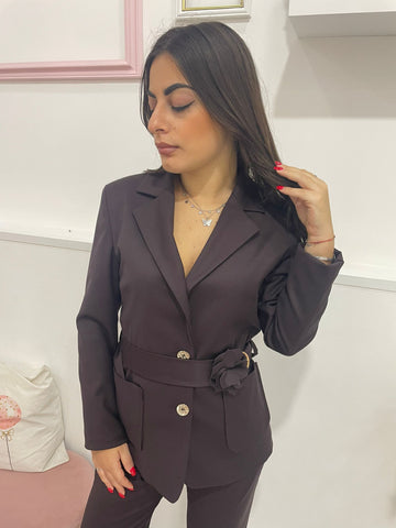 Tailleur con cintura