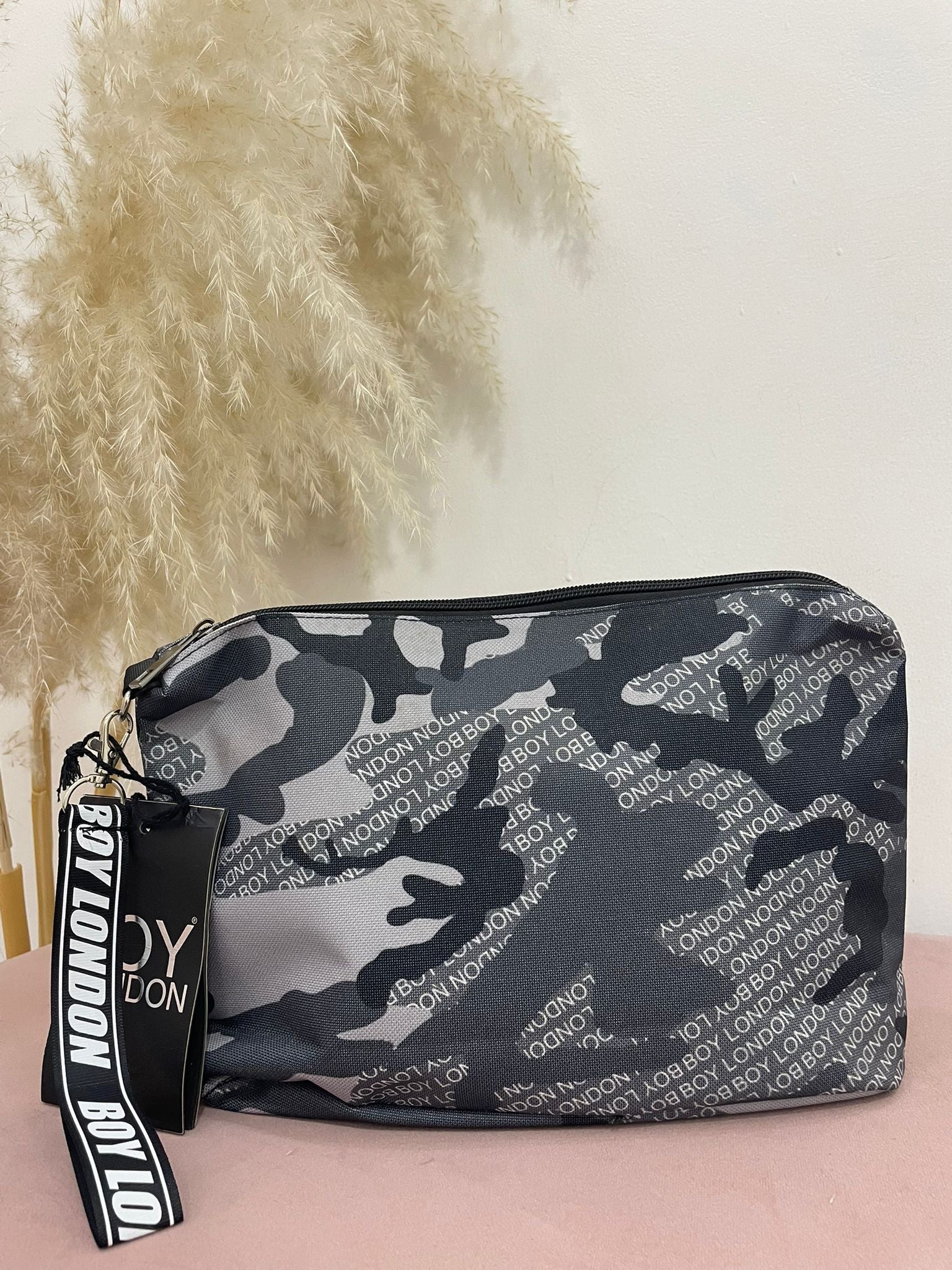 POCHETTE - Boy London